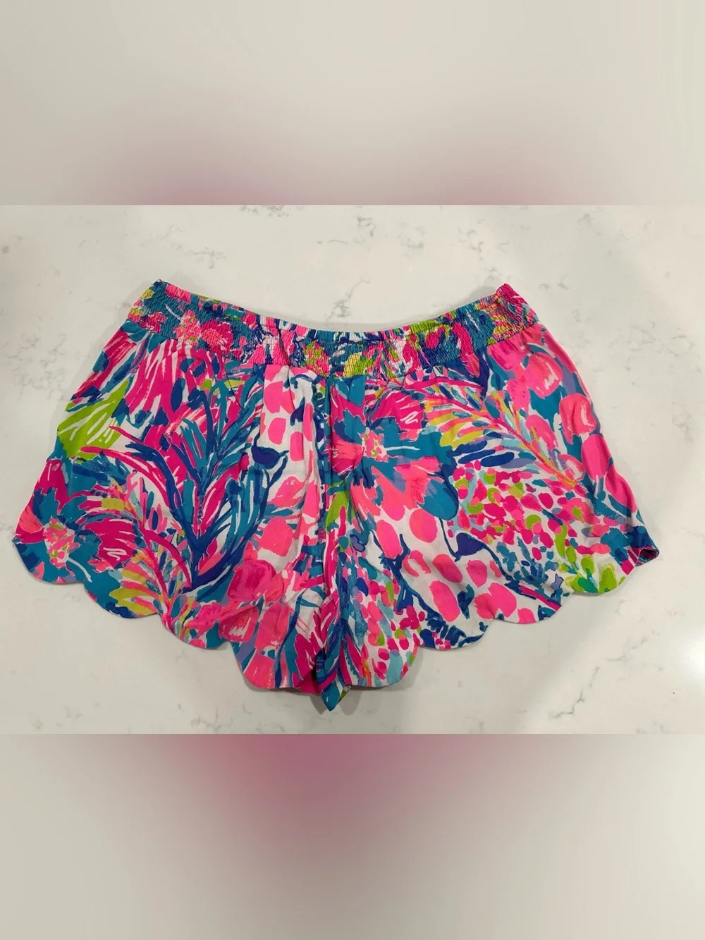 Lilly Pulitzer Floral Scallop Hem Women’s Shorts - Pink Multi